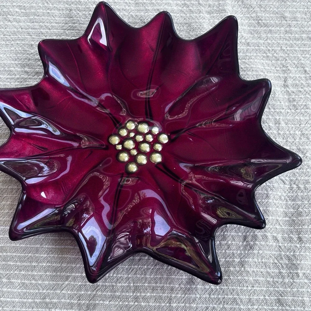 Set Of 4 Vintage Pier 1 Red Glass Poinsettia Dish Gold Center 8